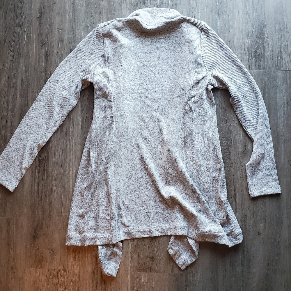 Cardigan - Picture 5 of 11